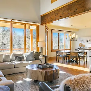 Holiday home Telemark A By Avantstay In Out At The Heart Of Mountain Village W Hot Tub Telluride