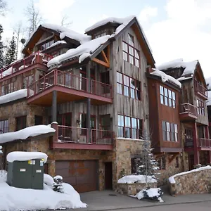 Trails Edge Holiday home *