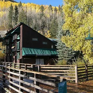 Manitou By Alpine Lodging Hotell